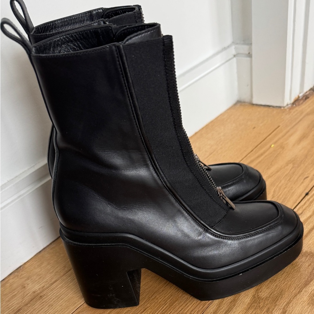 Robert Clergerie Black Heeled Boots